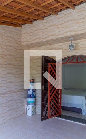 Casa à venda com 104m², 2 quartos e 1 vaga Casa à venda com 104m², 2 quartos e 1 vagaVaranda