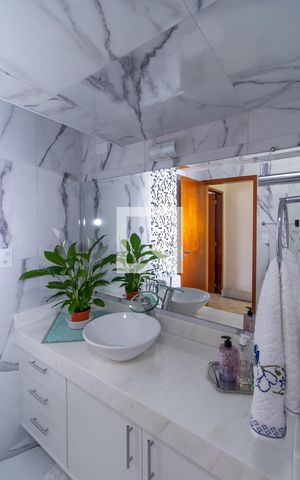 Casa à venda com 104m², 2 quartos e 1 vaga Casa à venda com 104m², 2 quartos e 1 vagaBanheiro 1