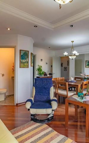 Apartamento à venda com 120m², 4 quartos e 2 vagas Apartamento à venda com 120m², 4 quartos e 2 vagasSala