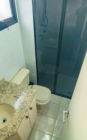 Apartamento à venda com 120m², 4 quartos e 2 vagas Apartamento à venda com 120m², 4 quartos e 2 vagasBanheiro 2