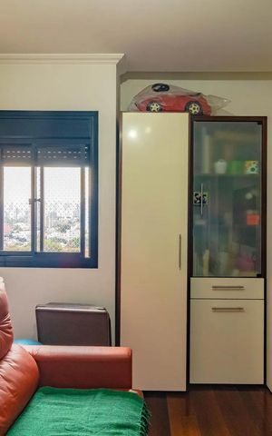 Apartamento à venda com 120m², 4 quartos e 2 vagas Apartamento à venda com 120m², 4 quartos e 2 vagasQuarto 1