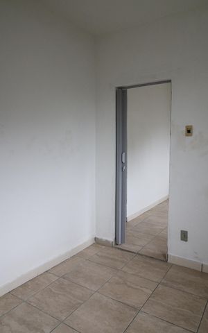 Casa para alugar com 28m², 1 quarto e 1 vagaQuarto