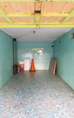 Casa para alugar com 220m², 3 quartos e 1 vaga Casa para alugar com 220m², 3 quartos e 1 vagaGaragem