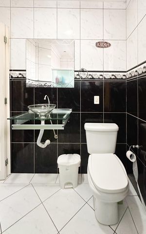 Casa de condomínio para alugar com 100m², 3 quartos e 2 vagasBanheiro Social