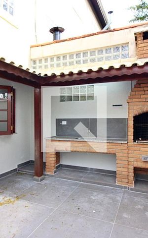 Casa de condomínio para alugar com 100m², 3 quartos e 2 vagasÁrea comum - Churrasqueira