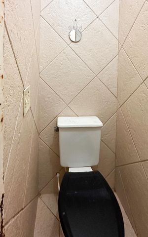 Casa de condomínio para alugar com 100m², 3 quartos e 2 vagasBanheiro de serviço