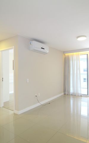 Apartamento para alugar com 90m², 2 quartos e 2 vagasSala