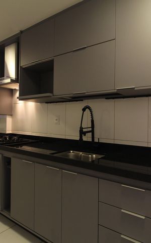 Apartamento para alugar com 90m², 2 quartos e 2 vagasCozinha