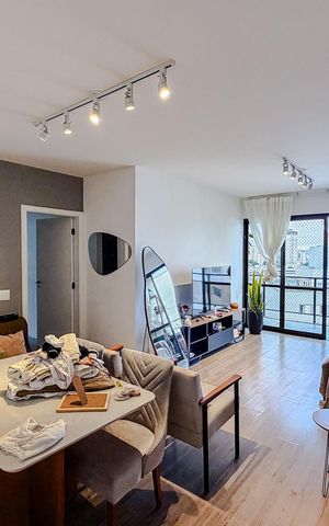 Apartamento à venda com 119m², 3 quartos e 2 vagas Apartamento à venda com 119m², 3 quartos e 2 vagasSala
