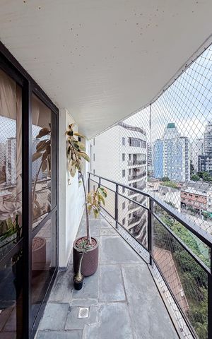 Apartamento à venda com 119m², 3 quartos e 2 vagas Apartamento à venda com 119m², 3 quartos e 2 vagasVaranda da Sala