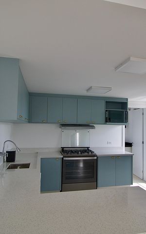 Apartamento para alugar com 150m², 3 quartos e 2 vagas Apartamento para alugar com 150m², 3 quartos e 2 vagasCozinha