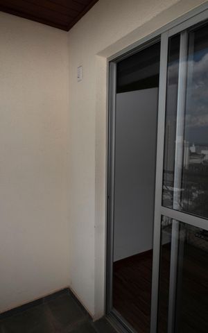 Apartamento para alugar com 65m², 2 quartos e 1 vagaVARANDA