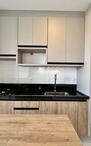 Apartamento para alugar com 66m², 2 quartos e 1 vaga Apartamento para alugar com 66m², 2 quartos e 1 vagaCozinha e Área de Serviço