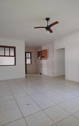 Casa para alugar com 120m², 2 quartos e 1 vagaSala 