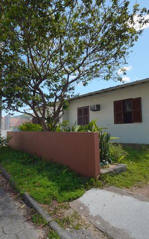 Casa para alugar com 120m², 2 quartos e 1 vagaÁrea externa