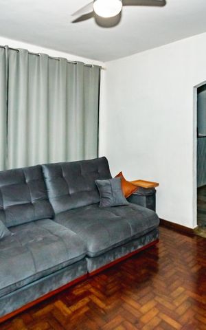 Casa à venda com 435m², 3 quartos e 4 vagasSala