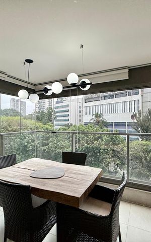 Apartamento à venda com 79m², 2 quartos e 1 vaga Apartamento à venda com 79m², 2 quartos e 1 vagaVaranda
