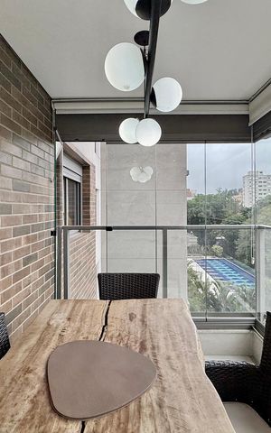 Apartamento à venda com 79m², 2 quartos e 1 vaga Apartamento à venda com 79m², 2 quartos e 1 vagaVaranda