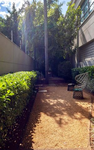 Apartamento à venda com 79m², 2 quartos e 1 vaga Apartamento à venda com 79m², 2 quartos e 1 vagaEspaço Pet