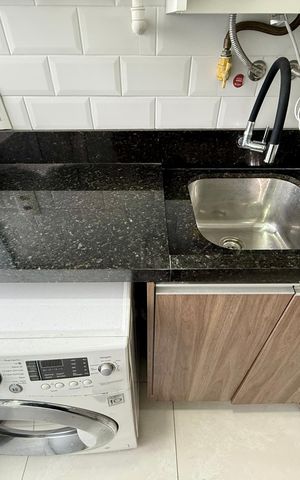 Apartamento à venda com 79m², 2 quartos e 1 vaga Apartamento à venda com 79m², 2 quartos e 1 vagaÁrea de Serviço