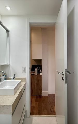 Apartamento à venda com 79m², 2 quartos e 1 vaga Apartamento à venda com 79m², 2 quartos e 1 vagaBanheiro Suíte 1