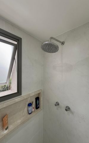 Apartamento à venda com 79m², 2 quartos e 1 vaga Apartamento à venda com 79m², 2 quartos e 1 vagaBanheiro Suíte 1