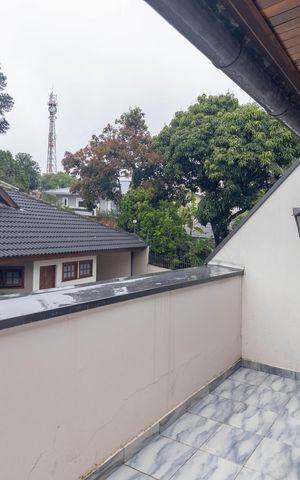 Casa à venda com 524m², 4 quartos e 4 vagasVaranda do Quarto 3  -Demi Suite