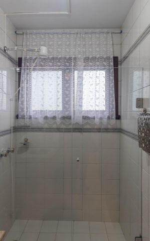 Casa à venda com 524m², 4 quartos e 4 vagasBanheiro da Suíte