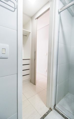 Apartamento para alugar com 71m², 2 quartos e 1 vaga Apartamento para alugar com 71m², 2 quartos e 1 vagaCloset da suíte