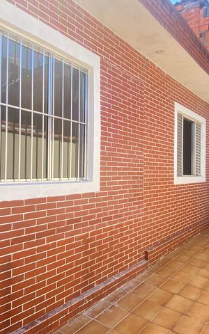 Casa para alugar com 109m², 2 quartos e 1 vaga Casa para alugar com 109m², 2 quartos e 1 vagaÁrea externa