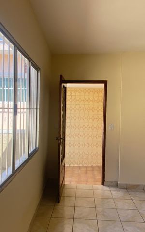 Casa para alugar com 109m², 2 quartos e 1 vaga Casa para alugar com 109m², 2 quartos e 1 vagaSala