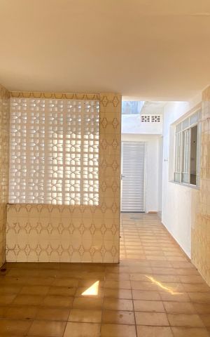 Casa para alugar com 109m², 2 quartos e 1 vaga Casa para alugar com 109m², 2 quartos e 1 vagaGaragem - Área externa