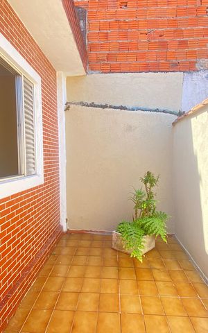 Casa para alugar com 109m², 2 quartos e 1 vaga Casa para alugar com 109m², 2 quartos e 1 vagaÁrea externa