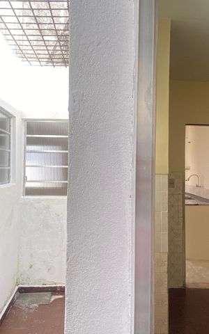 Casa para alugar com 109m², 2 quartos e 1 vaga Casa para alugar com 109m², 2 quartos e 1 vagaÁrea de Serviço