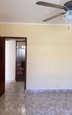 Casa para alugar com 109m², 2 quartos e 1 vaga Casa para alugar com 109m², 2 quartos e 1 vagaQuarto 1