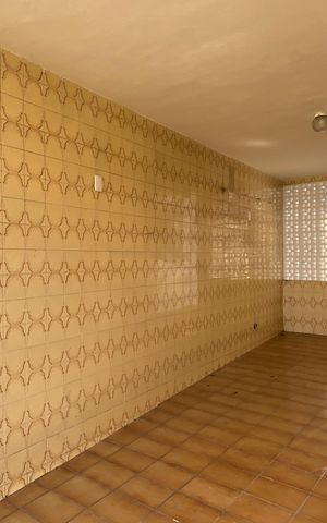 Casa para alugar com 109m², 2 quartos e 1 vaga Casa para alugar com 109m², 2 quartos e 1 vagaGaragem - Área externa