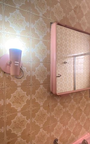 Casa para alugar com 109m², 2 quartos e 1 vaga Casa para alugar com 109m², 2 quartos e 1 vagaBanheiro