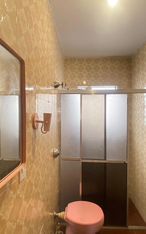 Casa para alugar com 109m², 2 quartos e 1 vaga Casa para alugar com 109m², 2 quartos e 1 vagaBanheiro