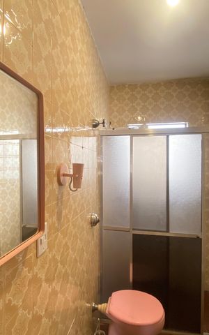 Casa para alugar com 109m², 2 quartos e 1 vaga Casa para alugar com 109m², 2 quartos e 1 vagaBanheiro
