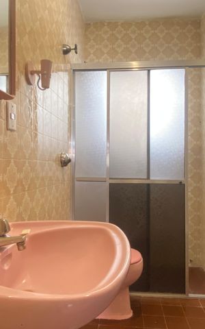 Casa para alugar com 109m², 2 quartos e 1 vaga Casa para alugar com 109m², 2 quartos e 1 vagaBanheiro