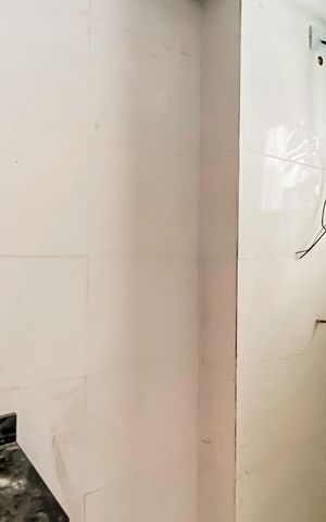 Apartamento à venda com 39m², 2 quartos e sem vaga Apartamento à venda com 39m², 2 quartos e sem vagaBanheiro