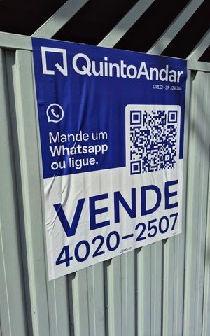 Casa à venda com 250m², 5 quartos e 2 vagas Casa à venda com 250m², 5 quartos e 2 vagasPlaca
