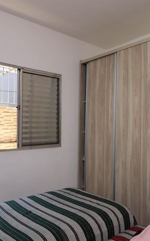 Casa à venda com 250m², 5 quartos e 2 vagas Casa à venda com 250m², 5 quartos e 2 vagasQuarto 2