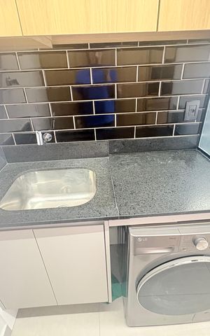 Apartamento à venda com 87m², 2 quartos e 2 vagas Apartamento à venda com 87m², 2 quartos e 2 vagasÁrea de serviço