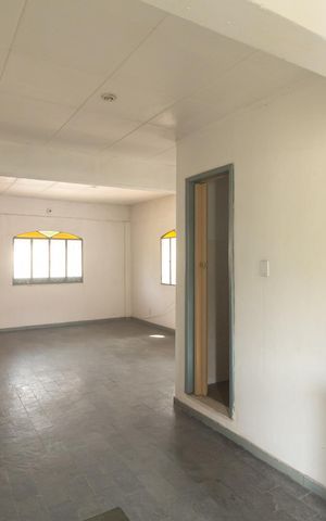 Casa para alugar com 178m², 5 quartos e sem vaga Casa para alugar com 178m², 5 quartos e sem vagaSala