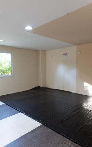 Apartamento à venda com 54m², 2 quartos e 1 vaga Apartamento à venda com 54m², 2 quartos e 1 vagaÁrea comum - Academia