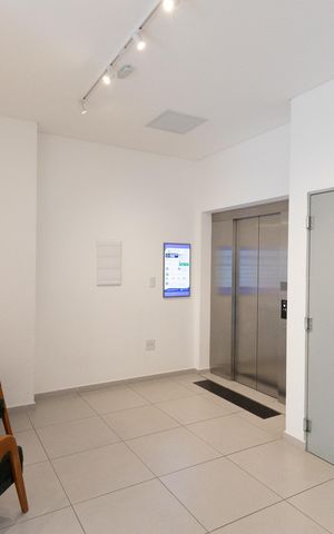 Apartamento à venda com 45m², 1 quarto e 1 vaga Apartamento à venda com 45m², 1 quarto e 1 vagaHall