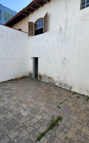 Casa para alugar com 175m², 2 quartos e 3 vagas Casa para alugar com 175m², 2 quartos e 3 vagasQuintal