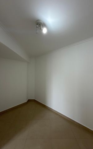 Apartamento à venda com 134m², 3 quartos e 2 vagas Apartamento à venda com 134m², 3 quartos e 2 vagasSuíte 3 Closet