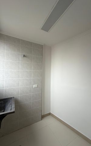 Apartamento à venda com 134m², 3 quartos e 2 vagas Apartamento à venda com 134m², 3 quartos e 2 vagasÁrea de Serviço